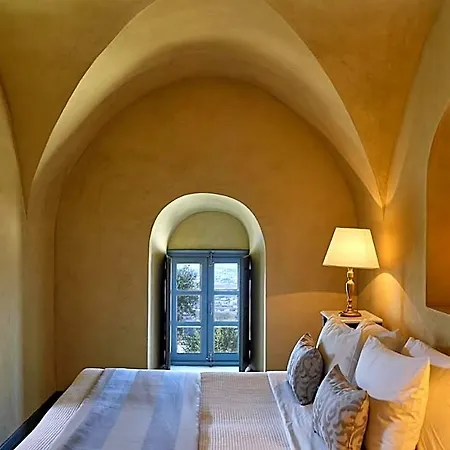 Zannos Melathron By Omilos 5* Santorini Island